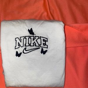 Nike T-shirt